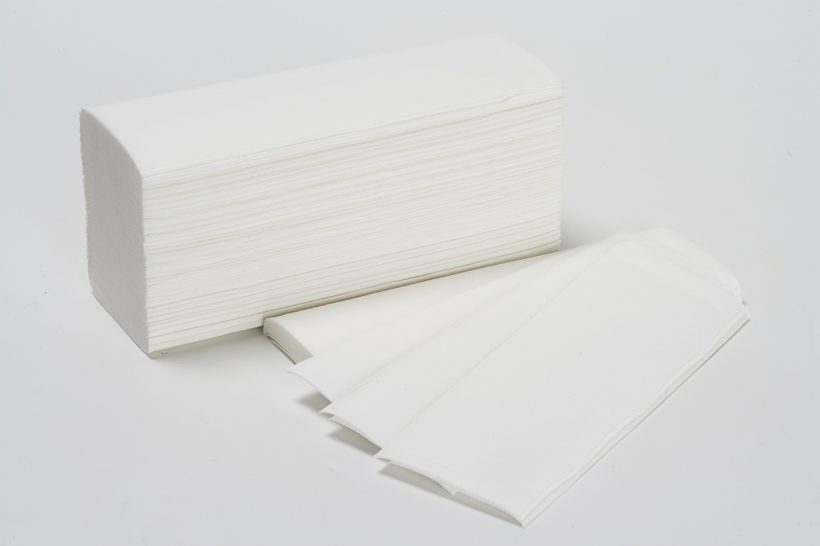 Superior 2-ply White C-Fold Hand Towels